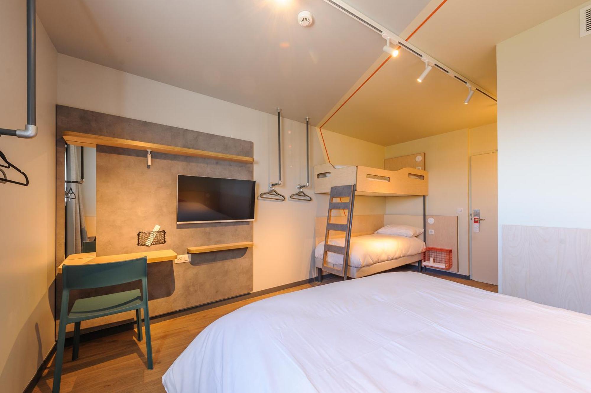Ibis Budget La Rochelle Пюилборо Екстериор снимка
