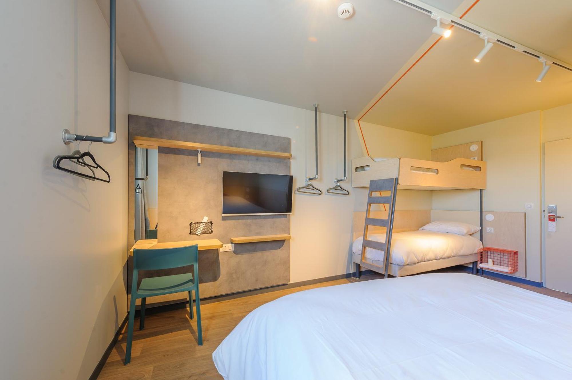Ibis Budget La Rochelle Пюилборо Екстериор снимка
