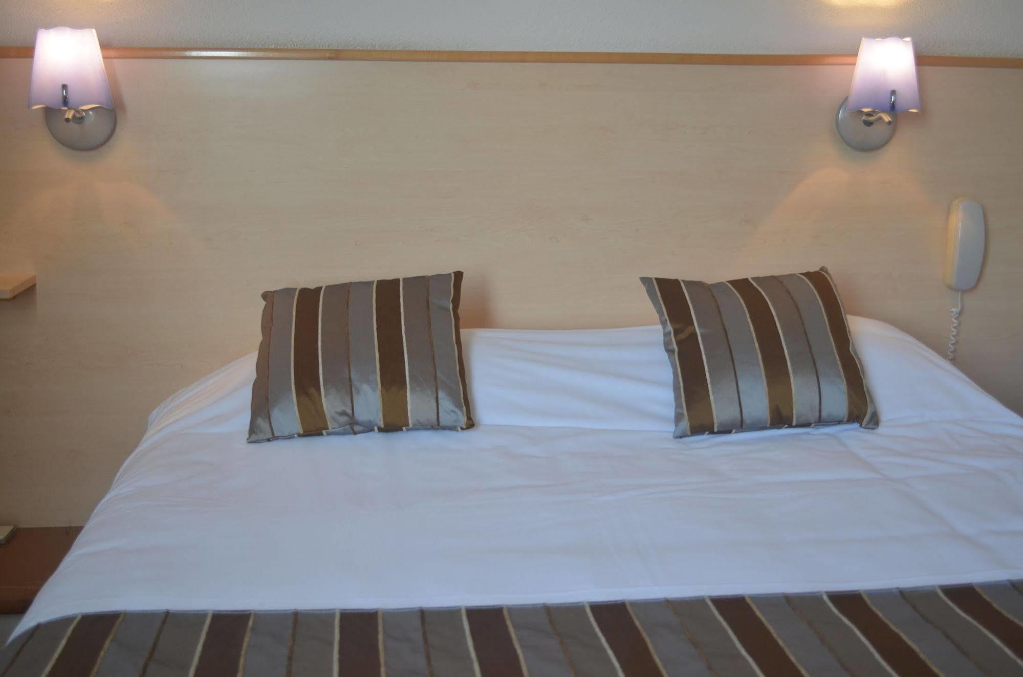 Ibis Budget La Rochelle Пюилборо Екстериор снимка