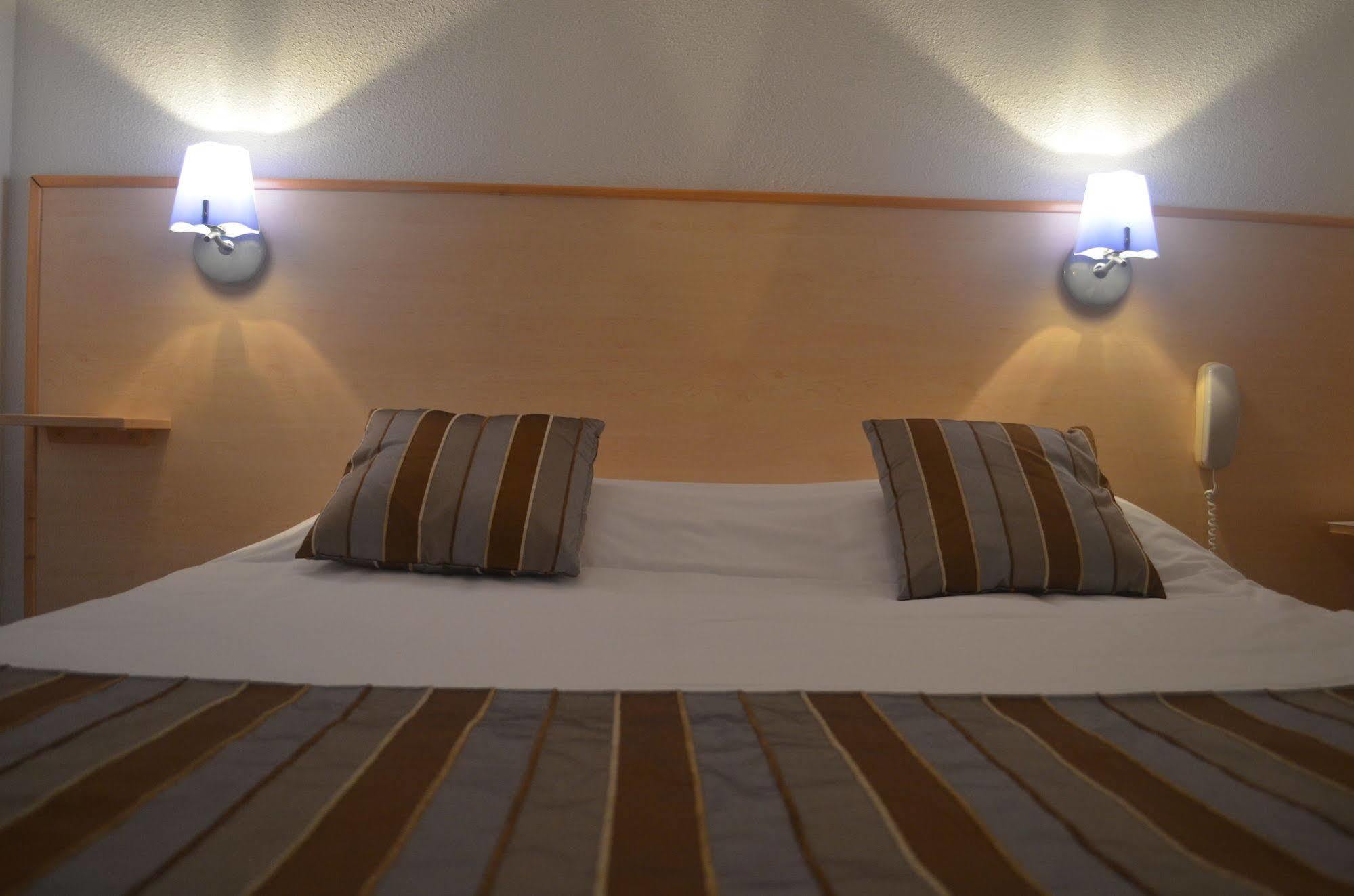 Ibis Budget La Rochelle Пюилборо Екстериор снимка