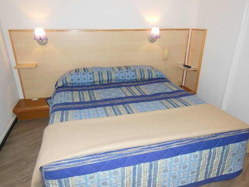 Ibis Budget La Rochelle Пюилборо Екстериор снимка