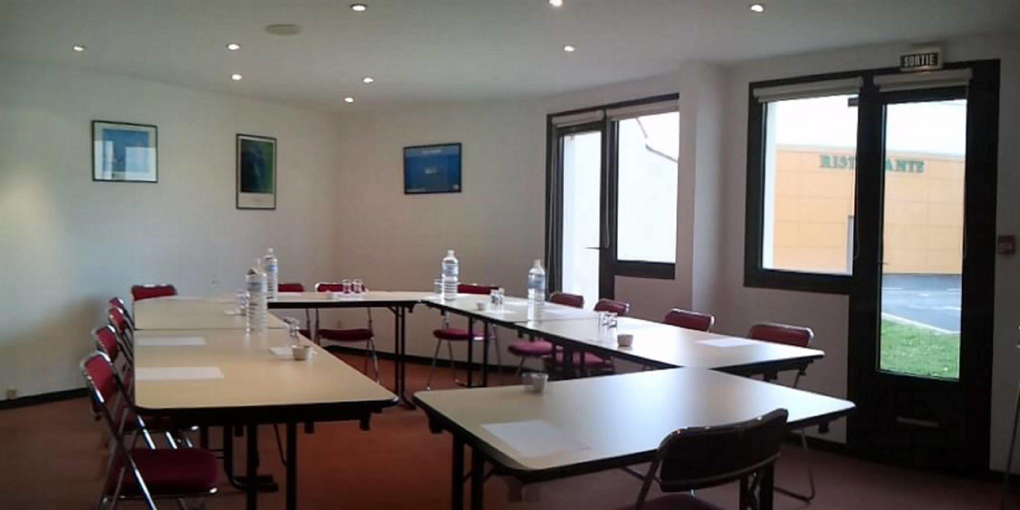 Ibis Budget La Rochelle Пюилборо Екстериор снимка
