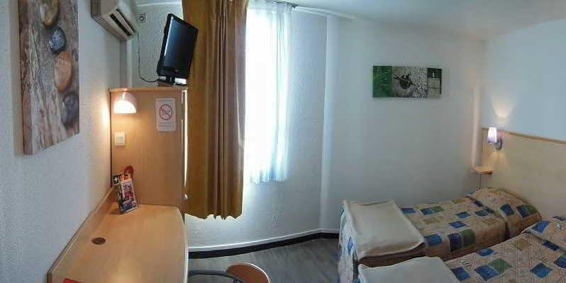 Ibis Budget La Rochelle Пюилборо Екстериор снимка